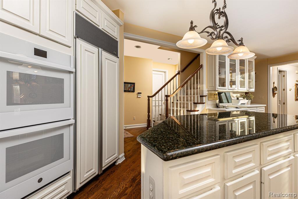 3890 Mountain Laurel Boulevard