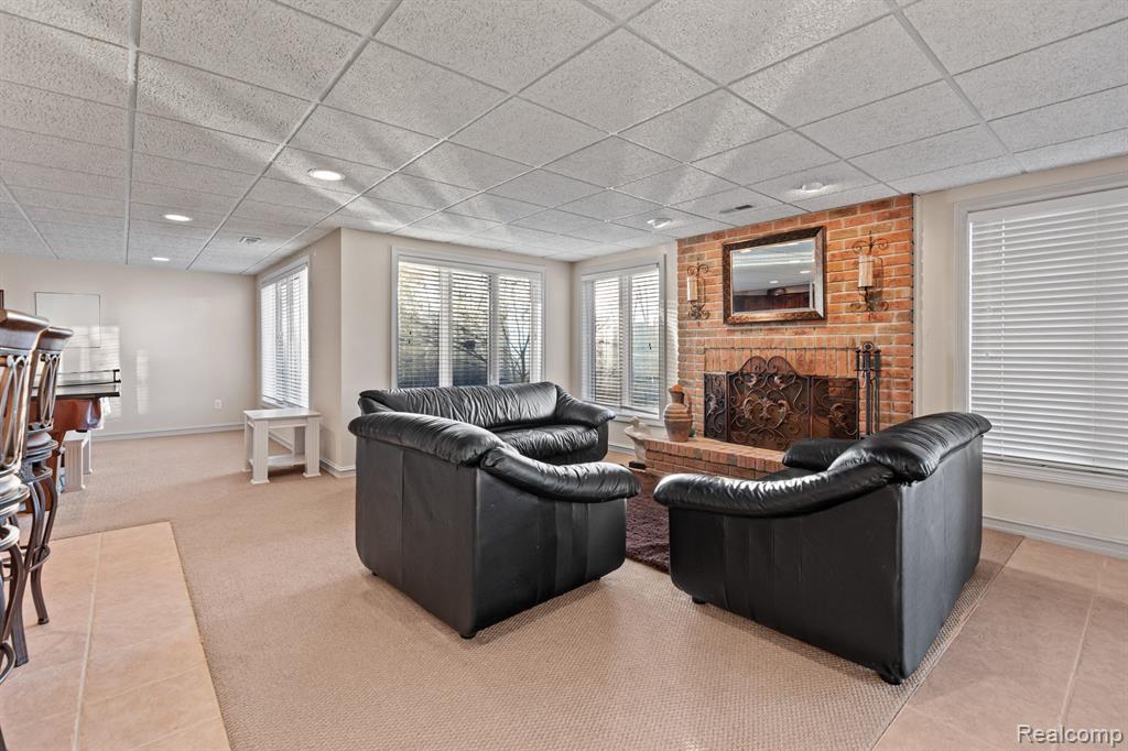 3890 Mountain Laurel Boulevard