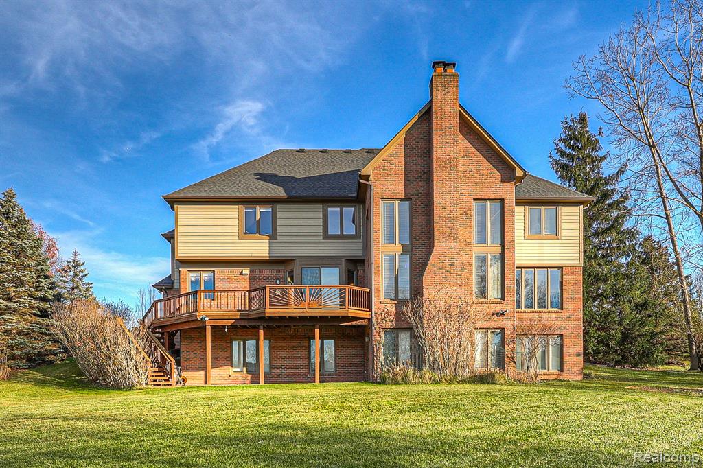 3890 Mountain Laurel Boulevard