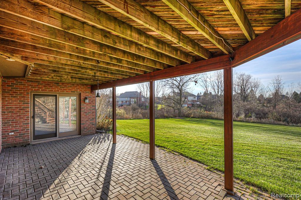 3890 Mountain Laurel Boulevard