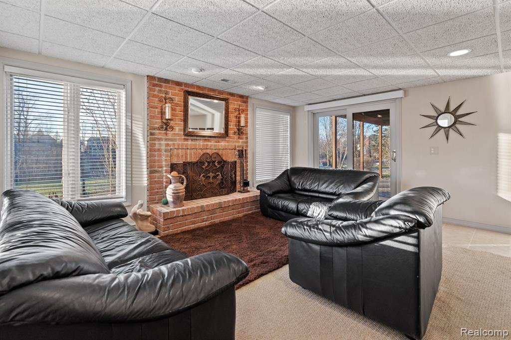 3890 Mountain Laurel Boulevard