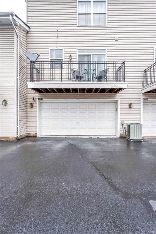 42849 Richmond Drive