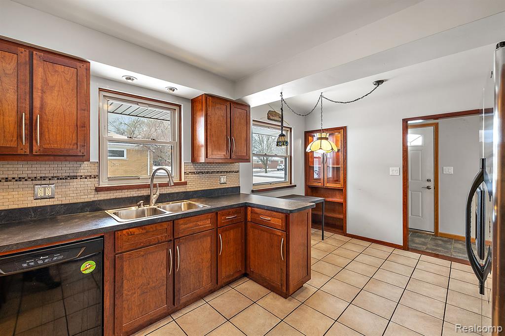 8328 Elizabeth Ann Street