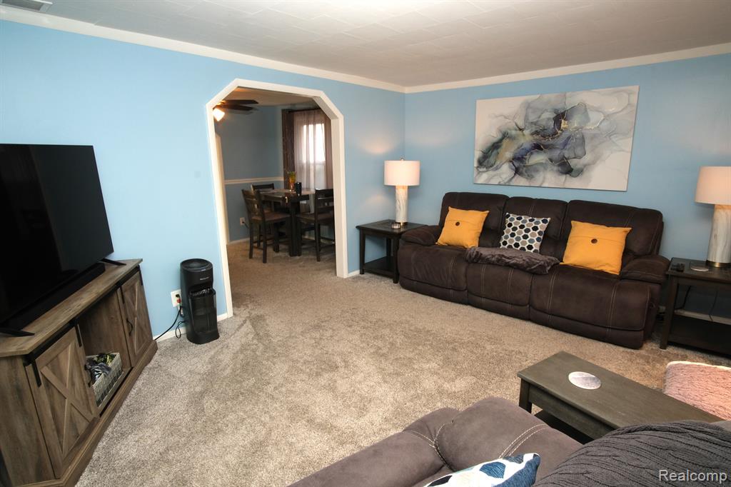 451 W Garfield Avenue