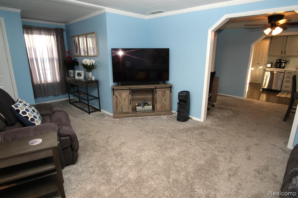 451 W Garfield Avenue