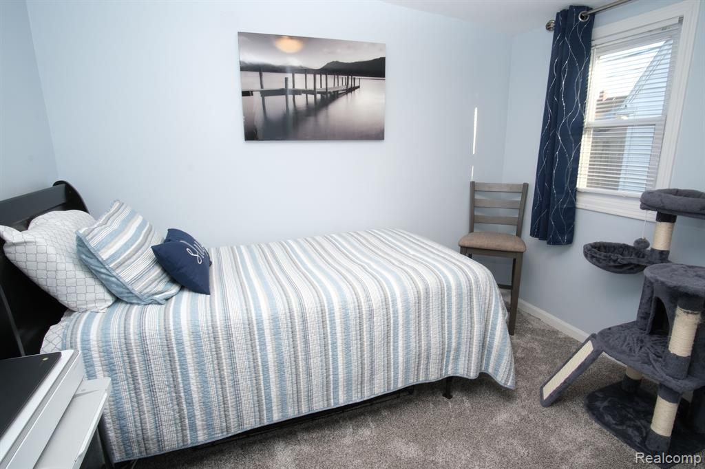 451 W Garfield Avenue