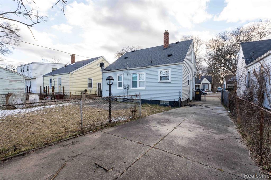 20084 Archdale Street