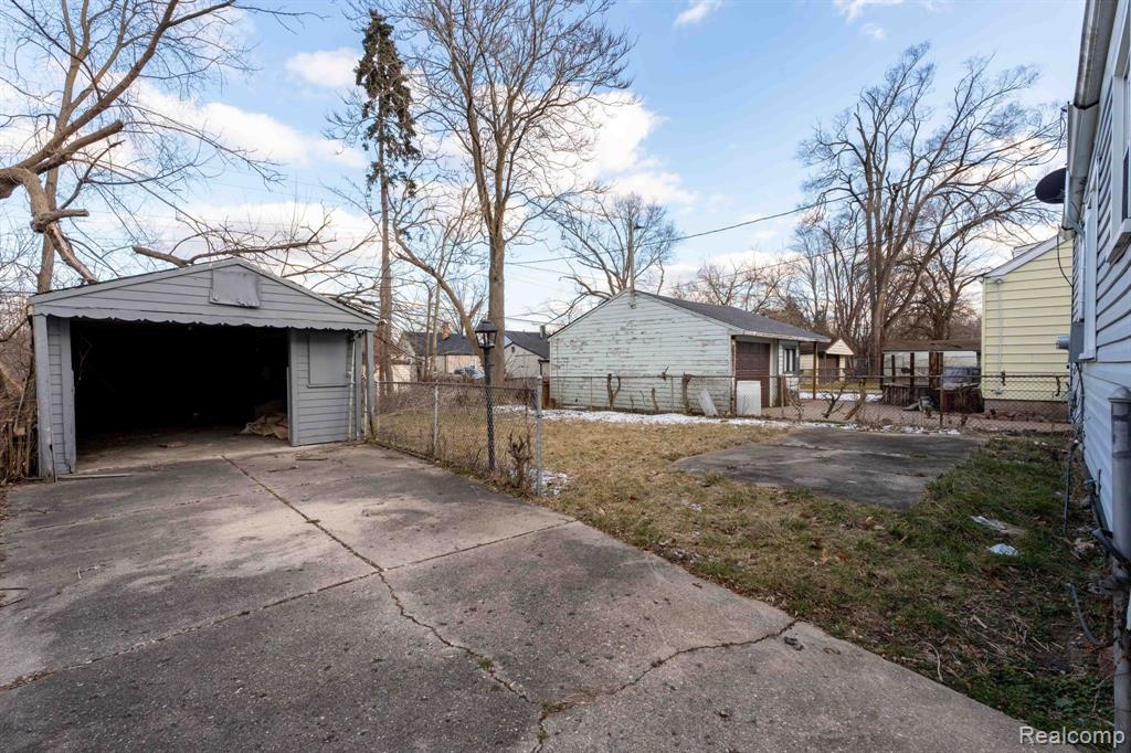 20084 Archdale Street