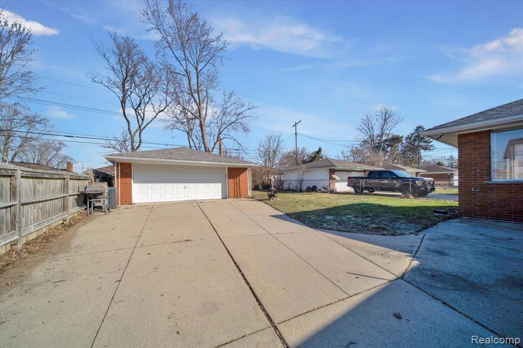 19907 Edmunton Street