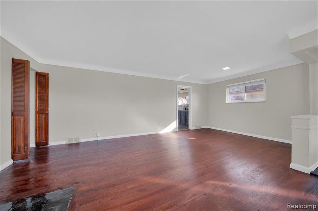 19907 Edmunton Street