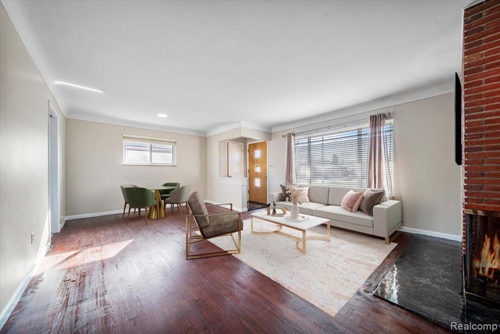 19907 Edmunton Street