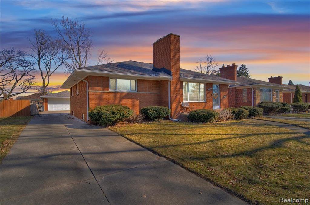 19907 Edmunton Street