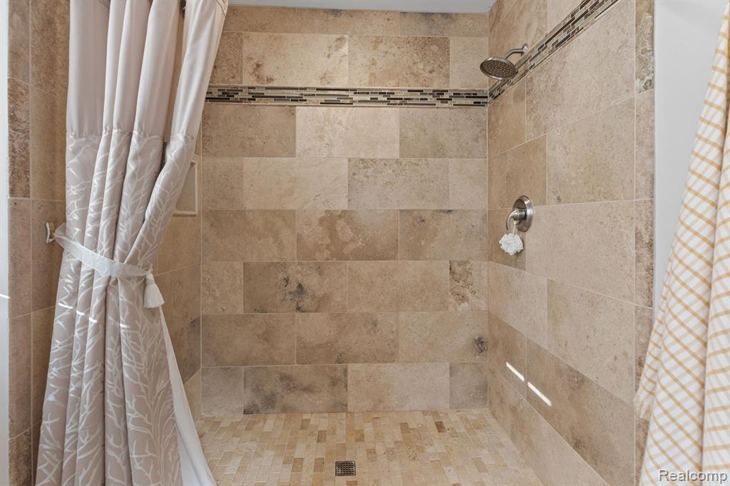 4895 Goodison Place Drive