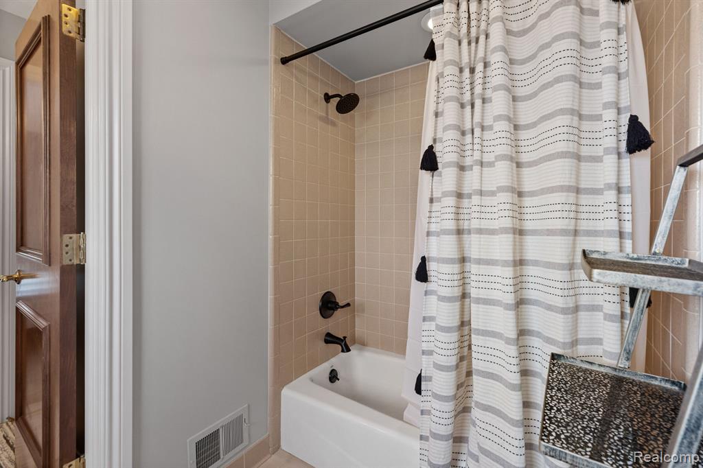 4895 Goodison Place Drive