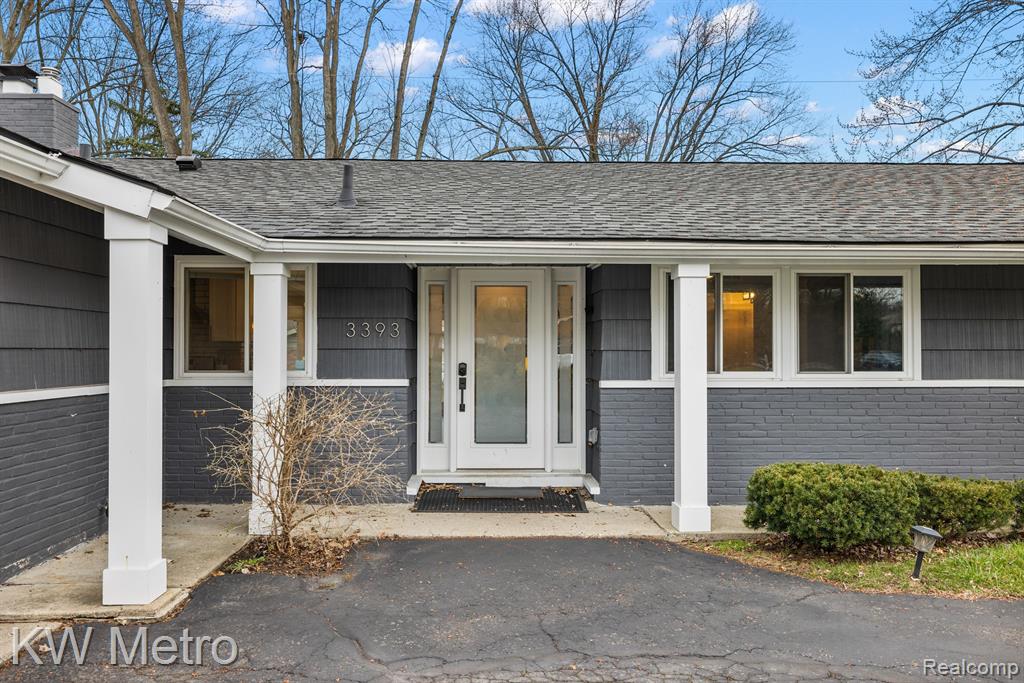 3393 Paddington Drive