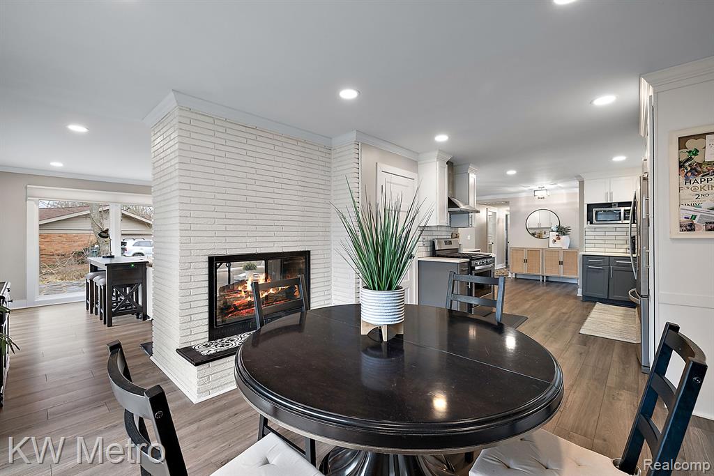 3393 Paddington Drive