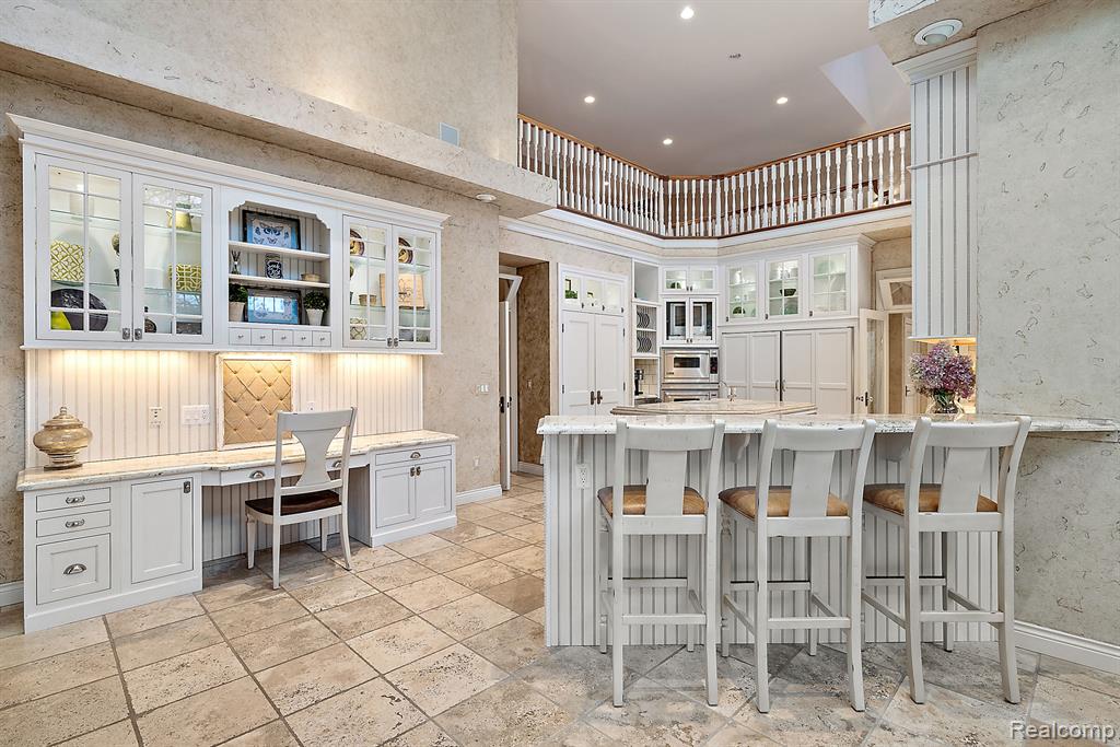 920 Pine Needle Trail