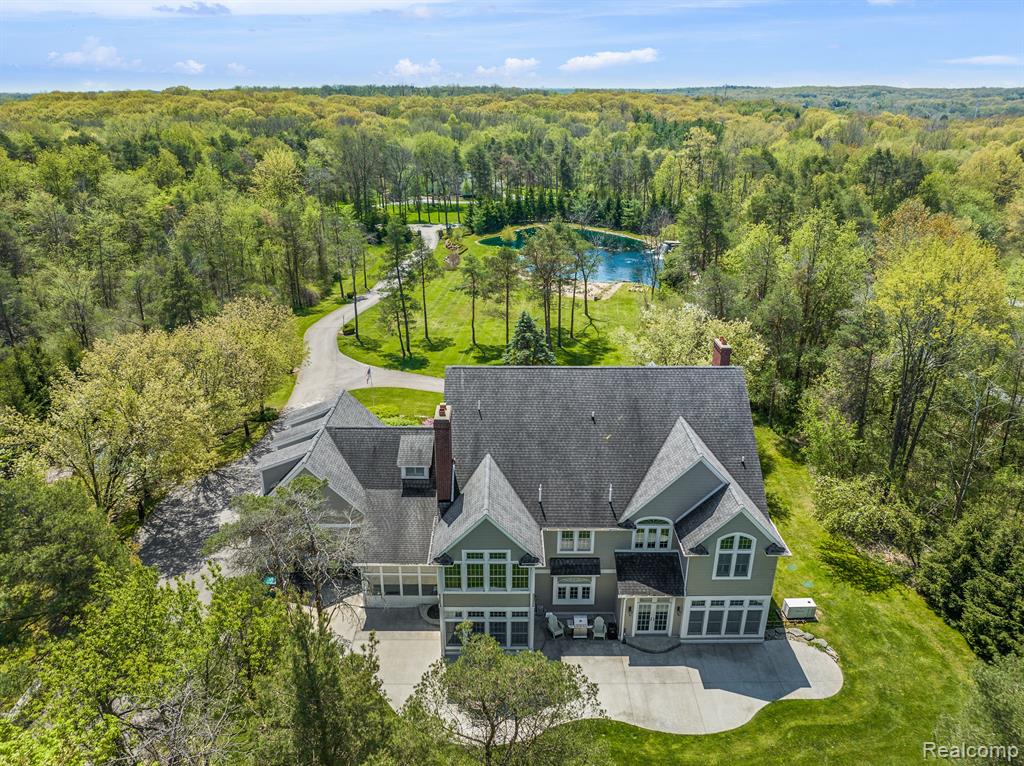 920 Pine Needle Trail