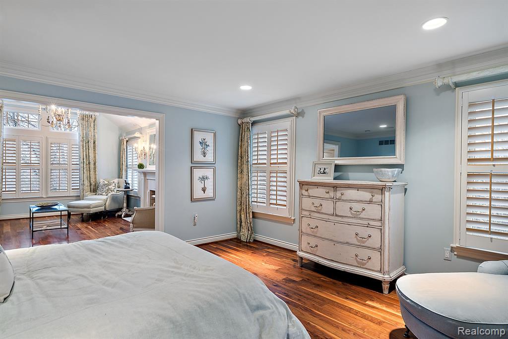 920 Pine Needle Trail