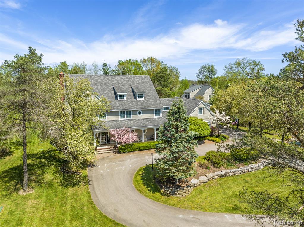 920 Pine Needle Trail