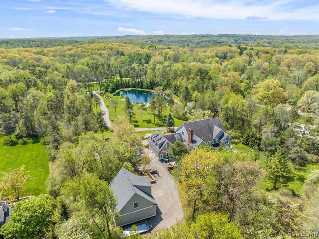 920 Pine Needle Trail