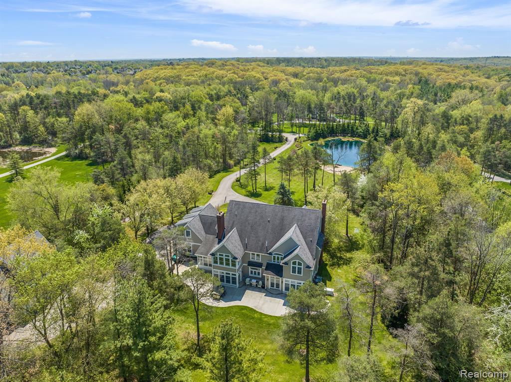 920 Pine Needle Trail