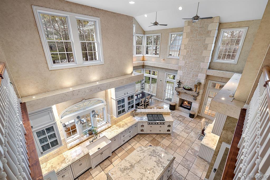 920 Pine Needle Trail