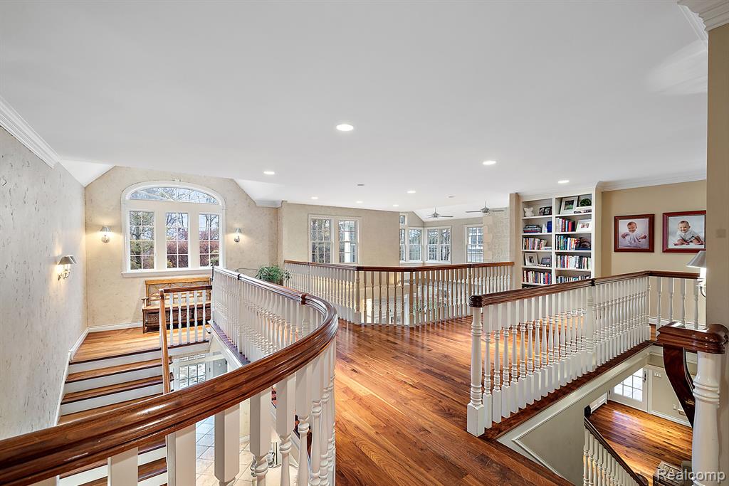 920 Pine Needle Trail