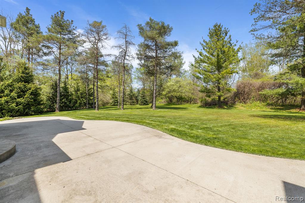 920 Pine Needle Trail