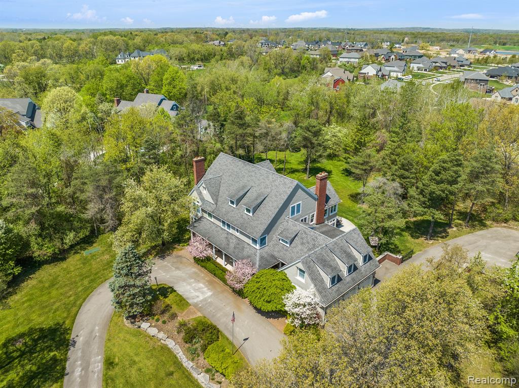 920 Pine Needle Trail