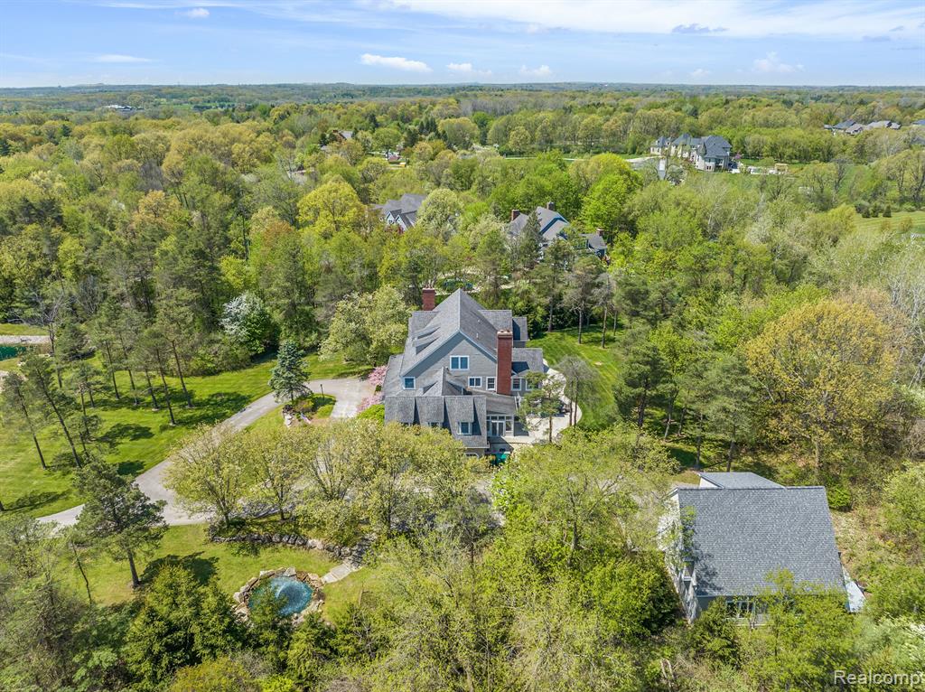 920 Pine Needle Trail