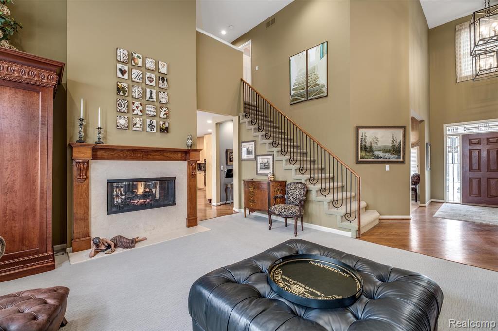 4746 Woodbine Circle