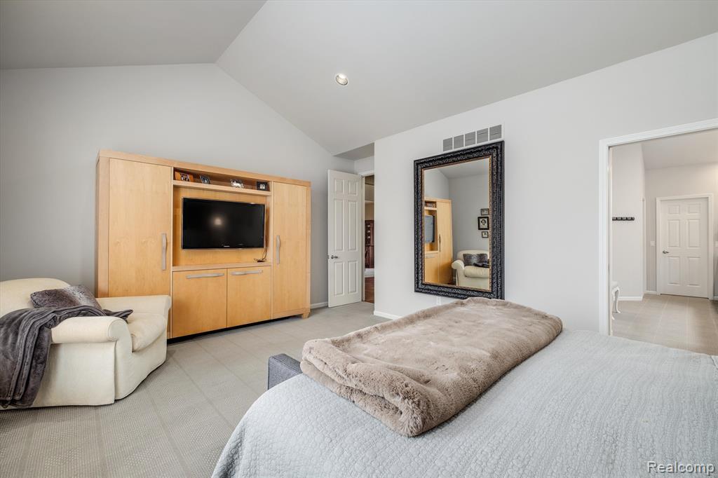 4746 Woodbine Circle