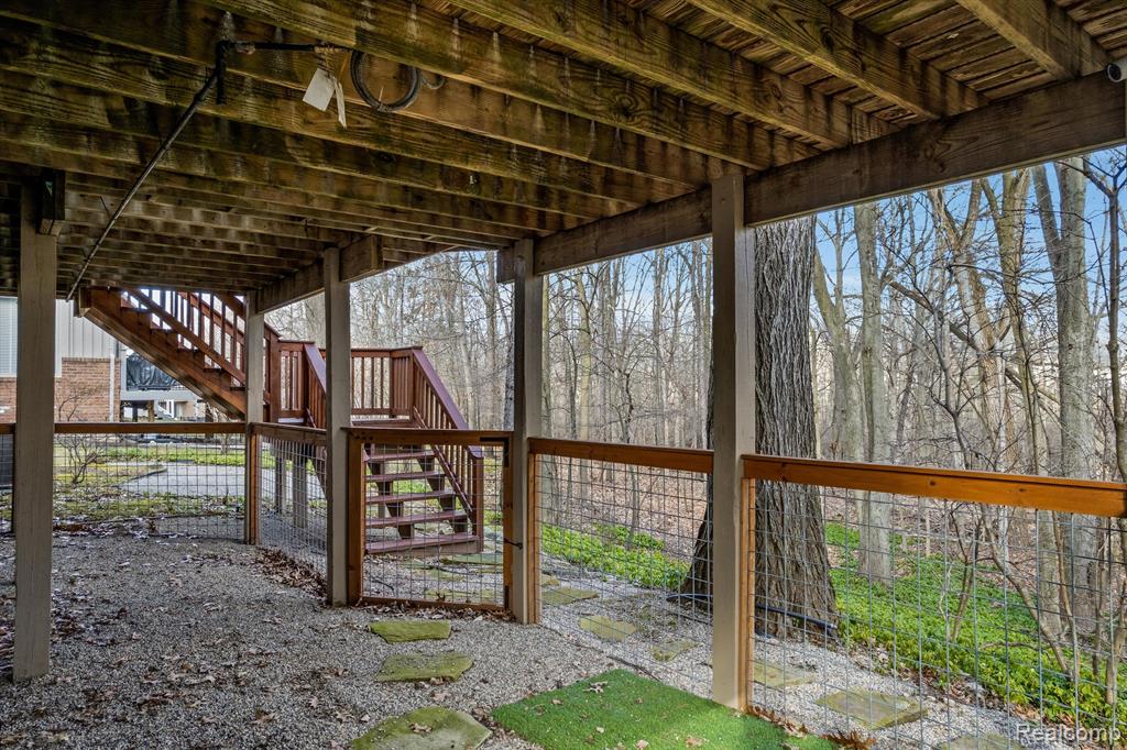 4746 Woodbine Circle