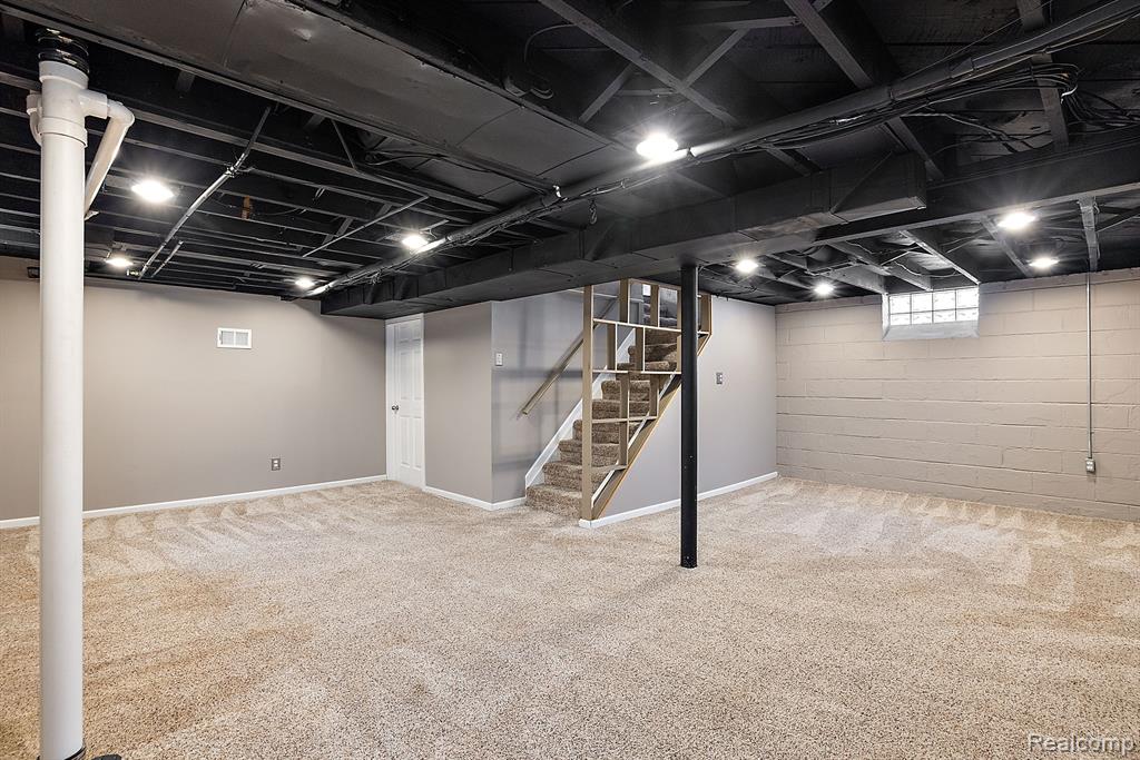 2989 Oakshire Avenue