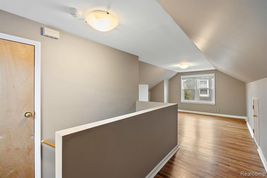 2989 Oakshire Avenue