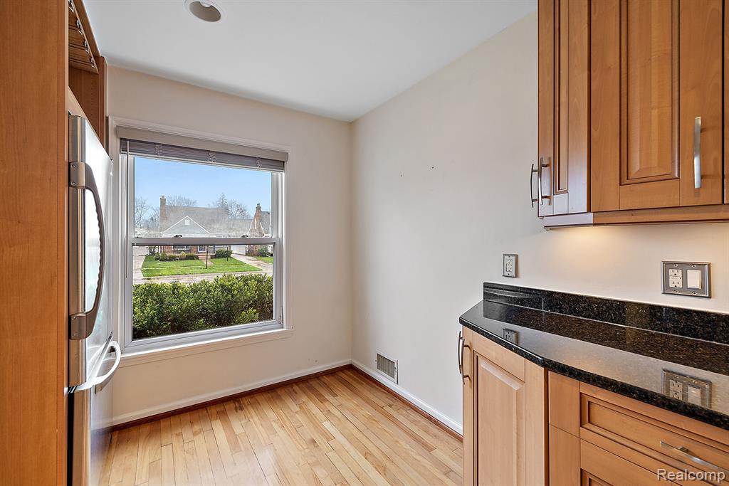 2989 Oakshire Avenue