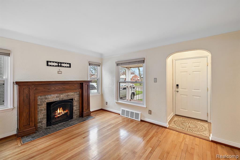 2989 Oakshire Avenue