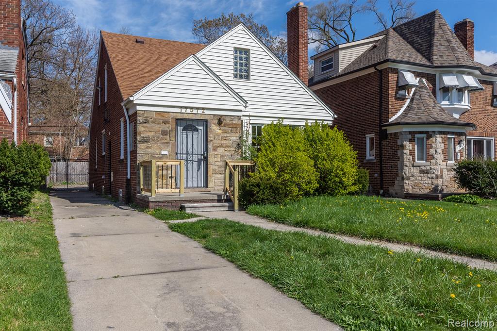 17572 San Juan Drive