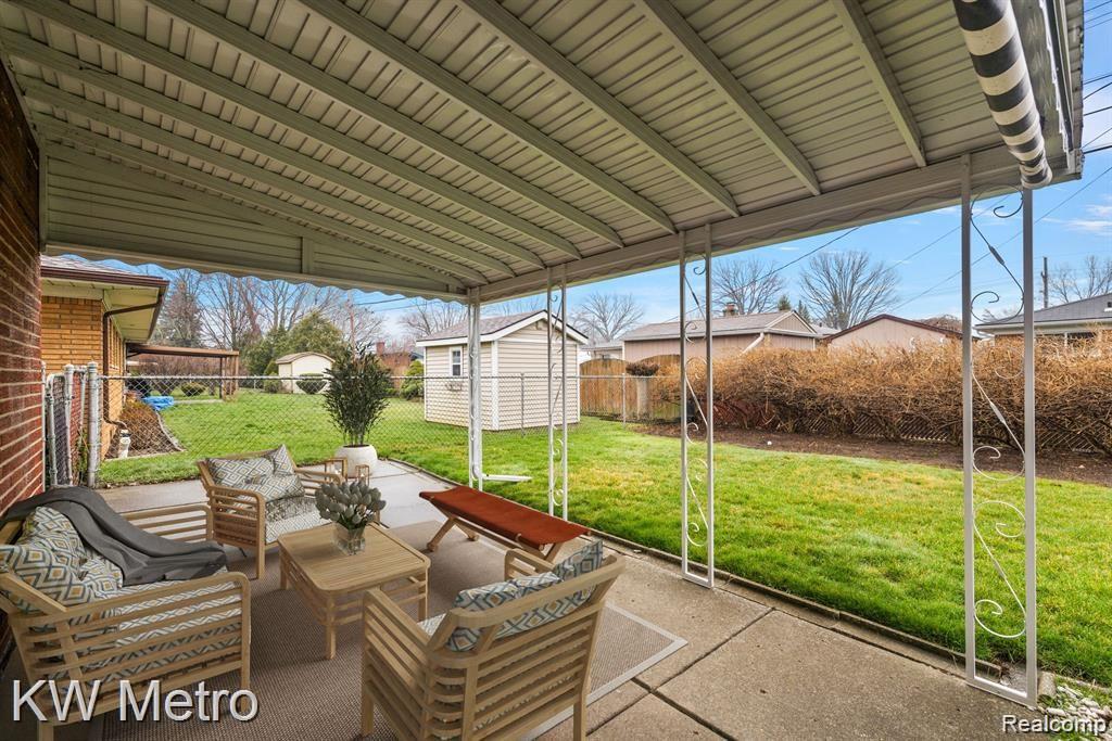 18950 Skyline Street