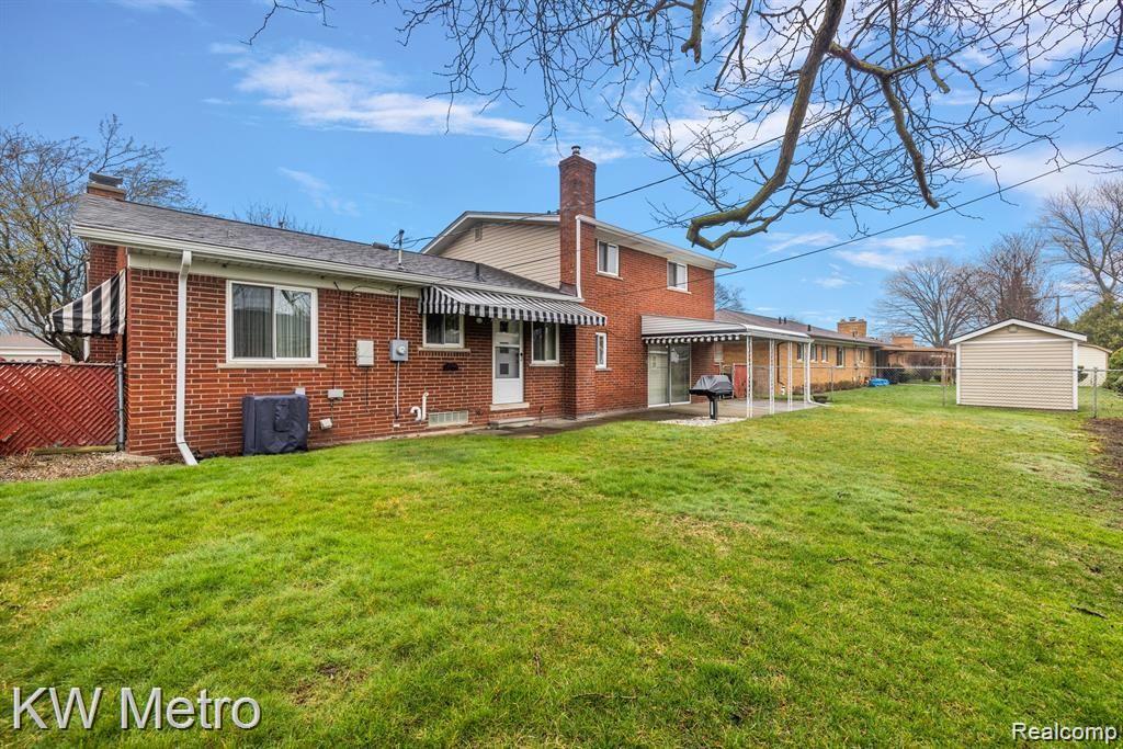 18950 Skyline Street