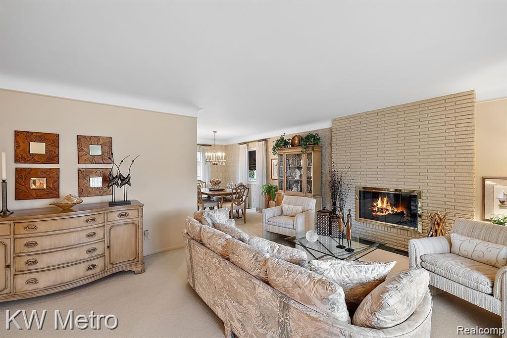 18950 Skyline Street