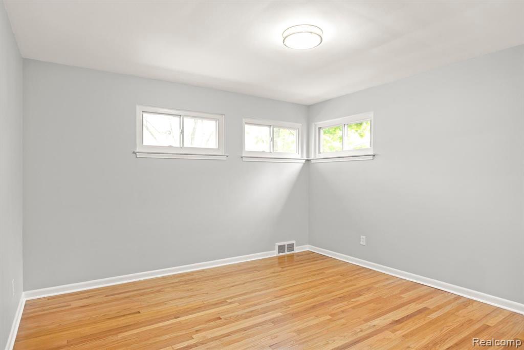 21901 Whitmore Street