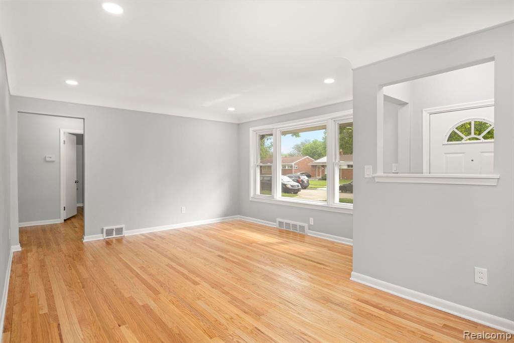 21901 Whitmore Street