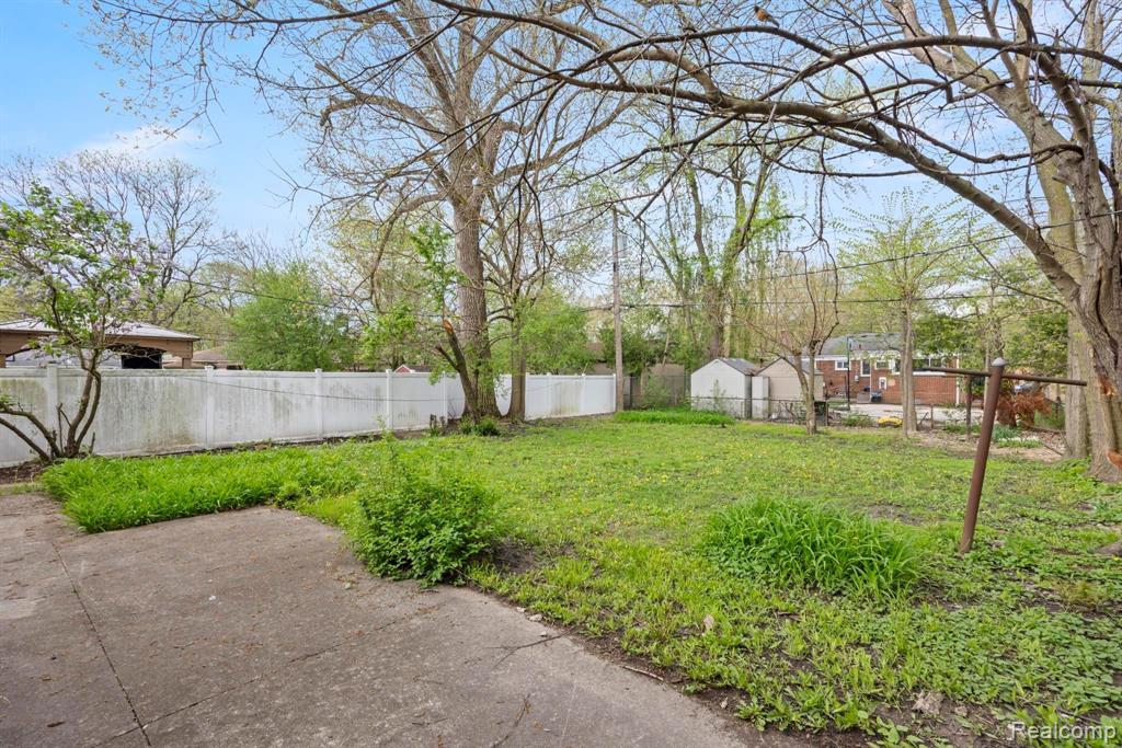 21901 Whitmore Street