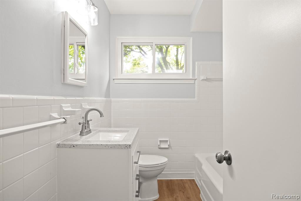 21901 Whitmore Street