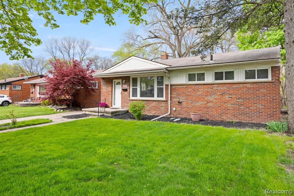 21901 Whitmore Street