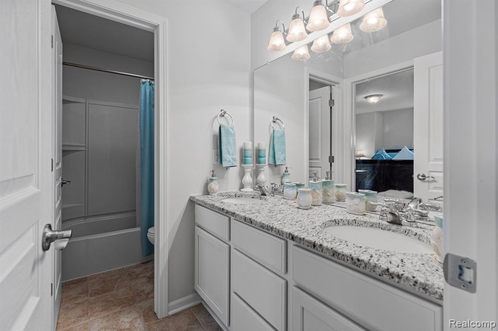 166 Oakland Crest Drive