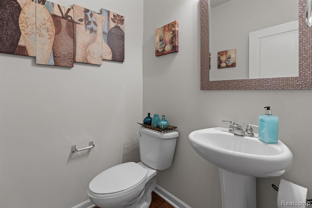 166 Oakland Crest Drive