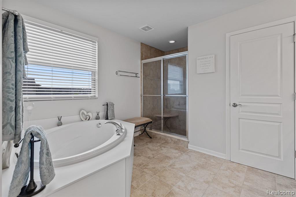 166 Oakland Crest Drive